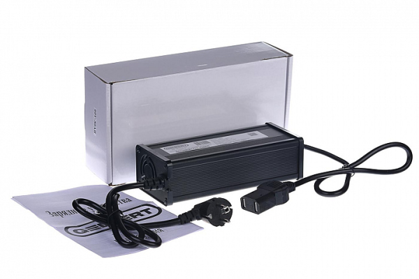 Зарядное устройство Gelbert для свинцовых аккумуляторов 60V80A/Н (12A)