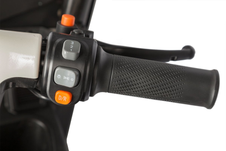 Электротрицикл Rutrike Gelbert Sarin 48V/60V 1000Вт серо-белый